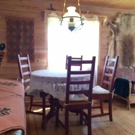 Hardanger Feriesenter Sjusete شاليه *